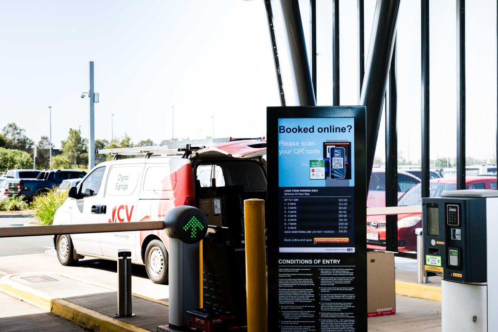 Outdoor Digital Kiosk BAC